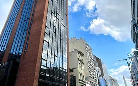 Obelisco 818